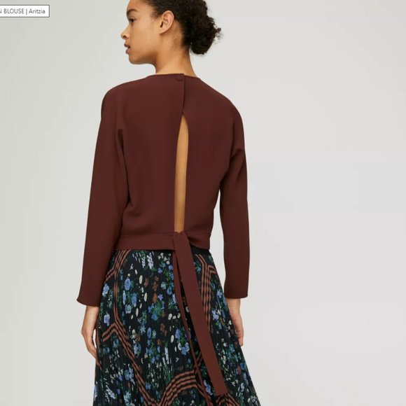 Aritzia Tops - Aritzia Laon blouse, open back with tie detail